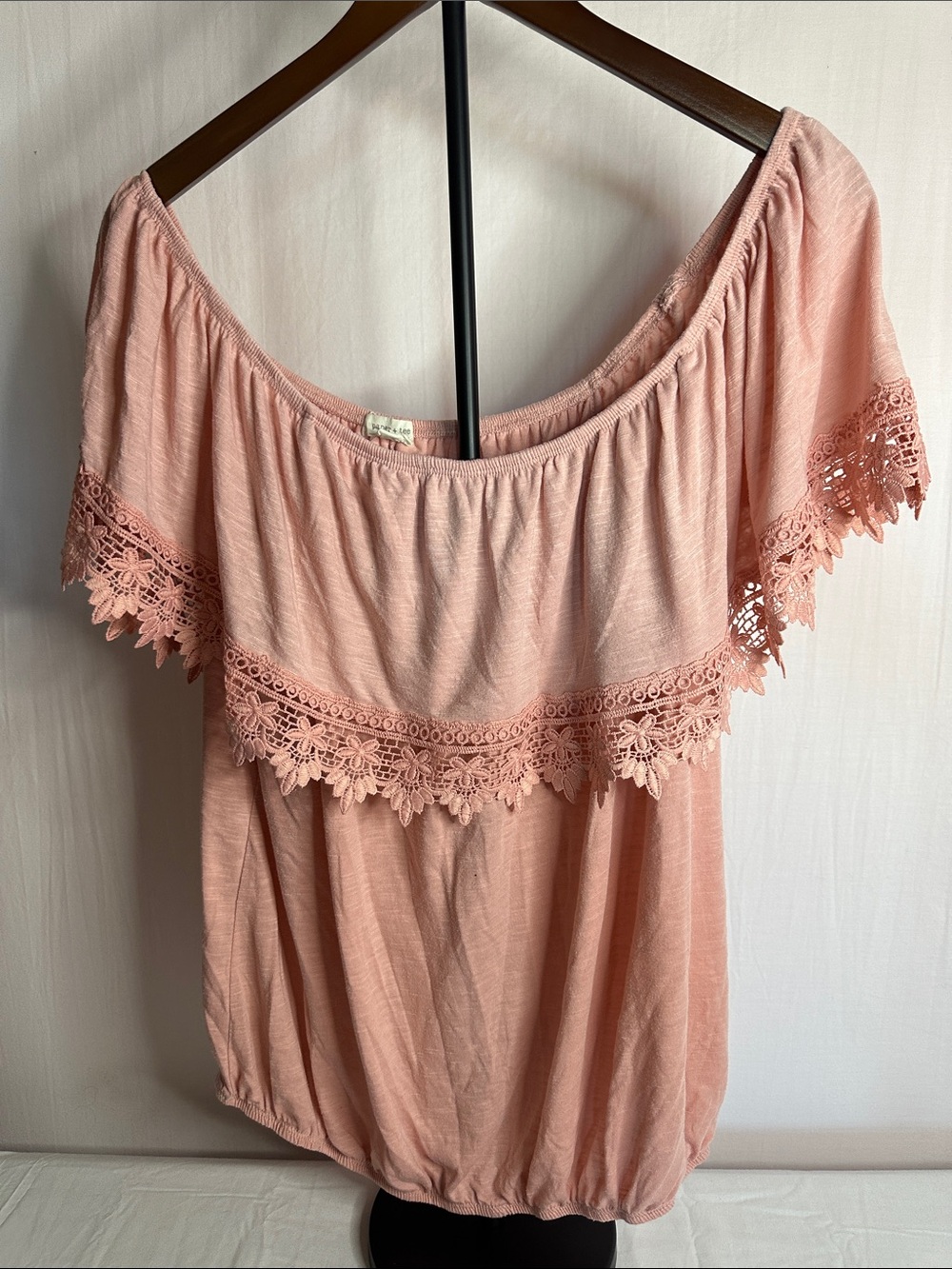 paper tee Blush Pink Off-Shoulder Lace Trim Tunic